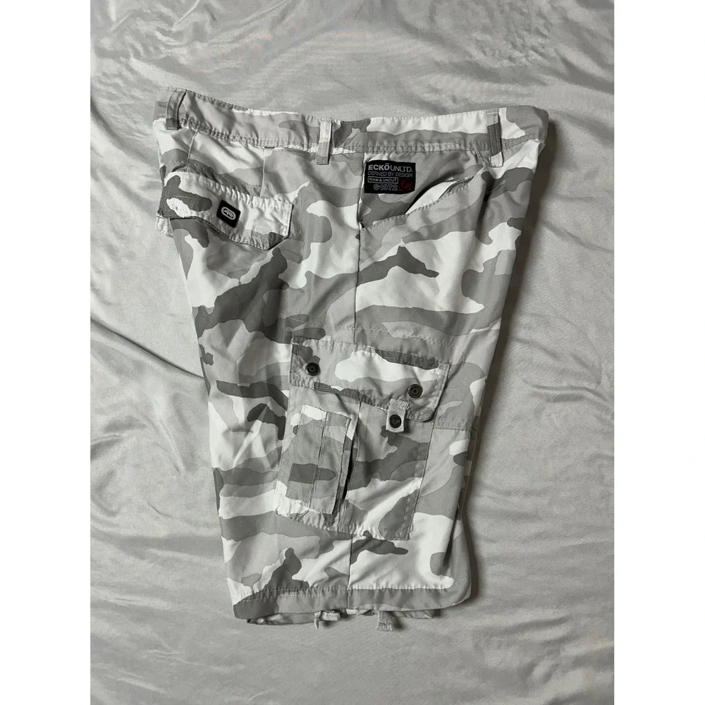 Ecko Unltd Mens Grey White Camo Cargo Shorts Size 32 Streetwear Casual Utility